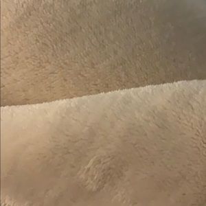 Meet your Posher, Cara